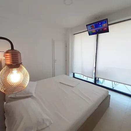 Отель Arthur 3*