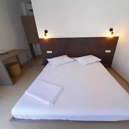 Arthur エフォリエ・ノルド